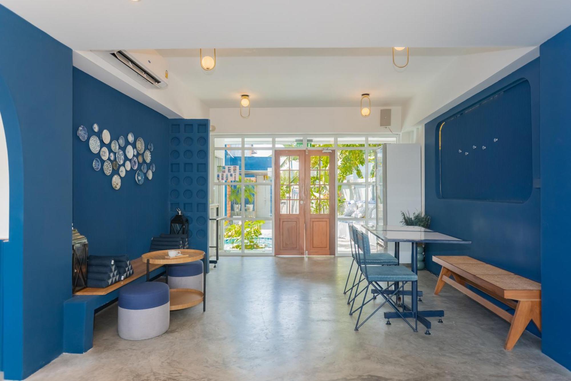 Kraam Silhouette Hotel And Cafe Phuket 查龙 外观 照片