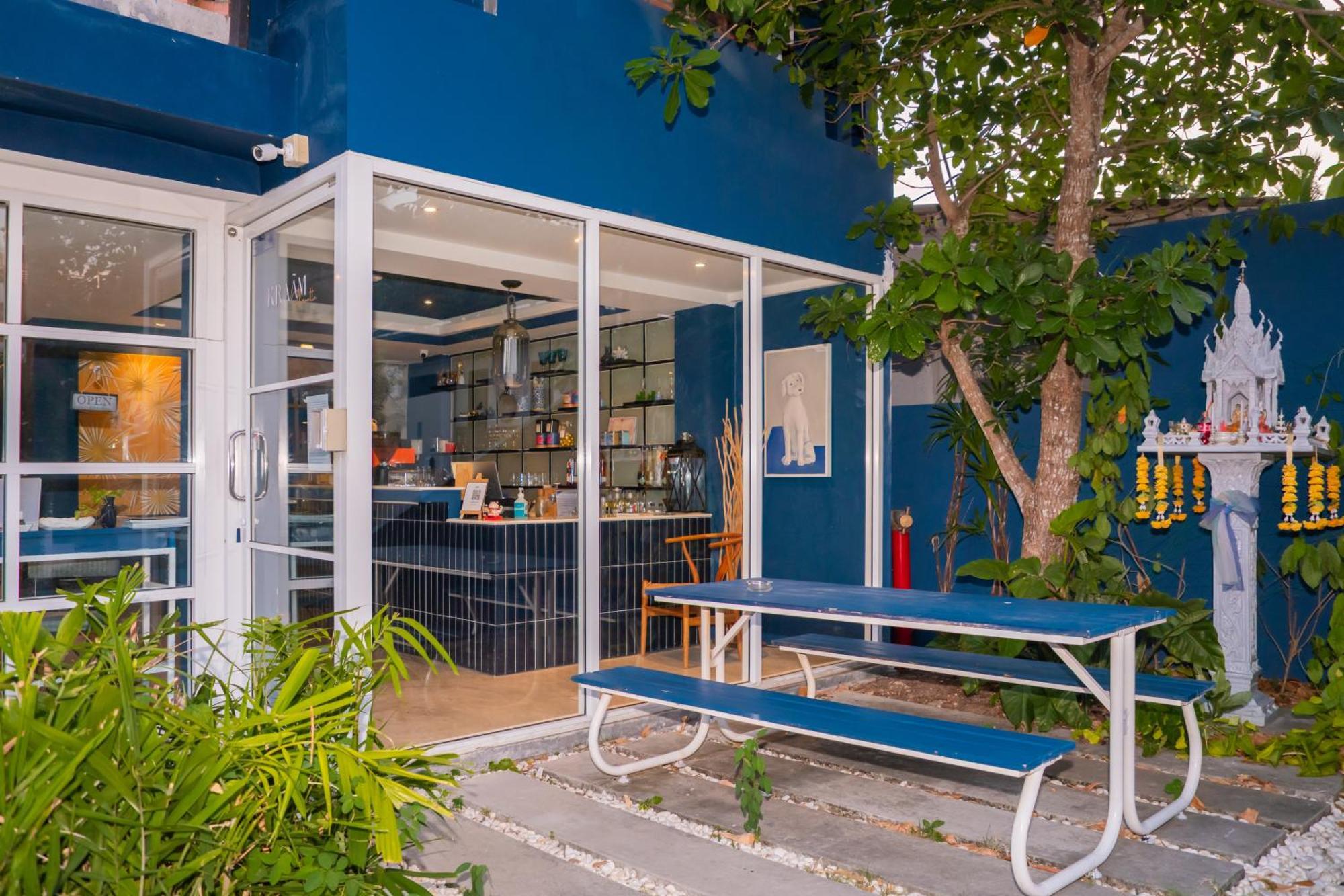 Kraam Silhouette Hotel And Cafe Phuket 查龙 外观 照片