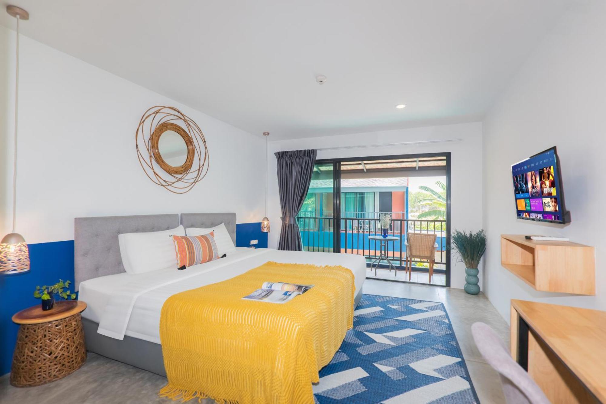 Kraam Silhouette Hotel And Cafe Phuket 查龙 外观 照片