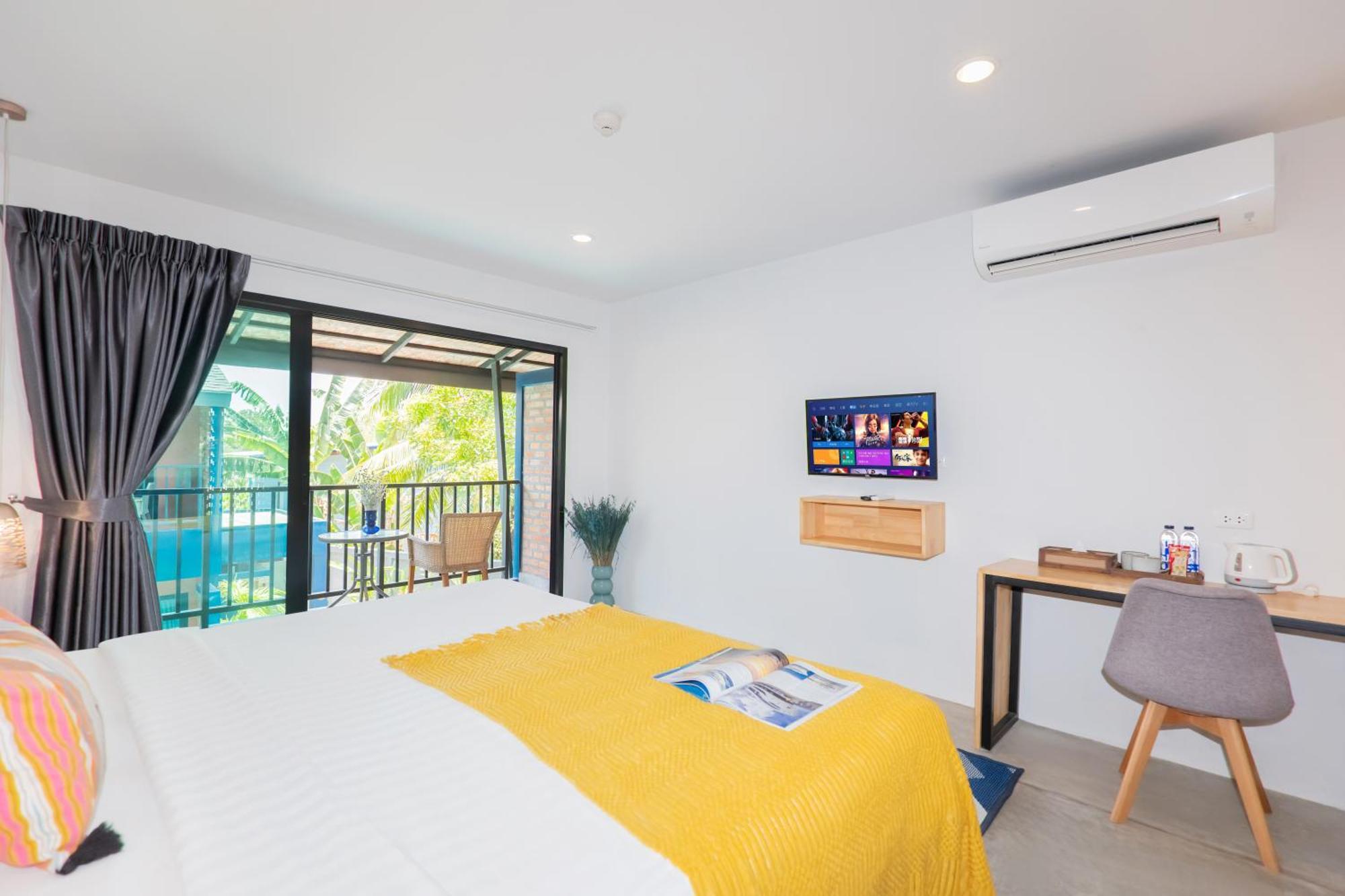 Kraam Silhouette Hotel And Cafe Phuket 查龙 外观 照片